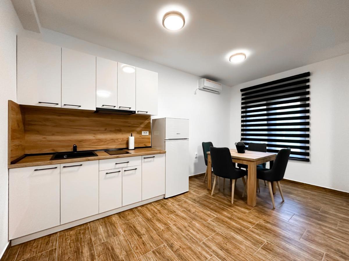 Kiko Apartmani Lux Zrenjanin Eksteriør bilde