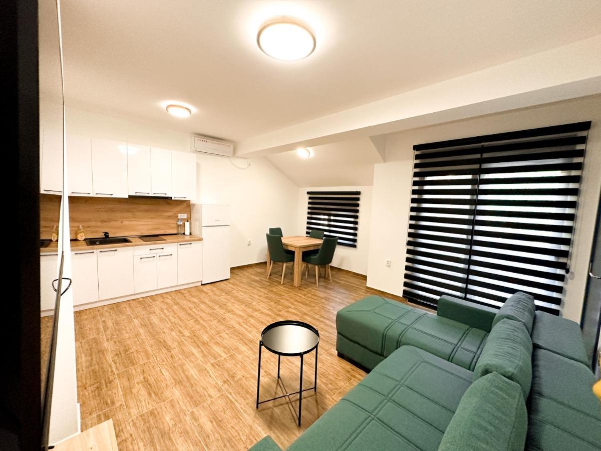 Kiko Apartmani Lux Zrenjanin Eksteriør bilde
