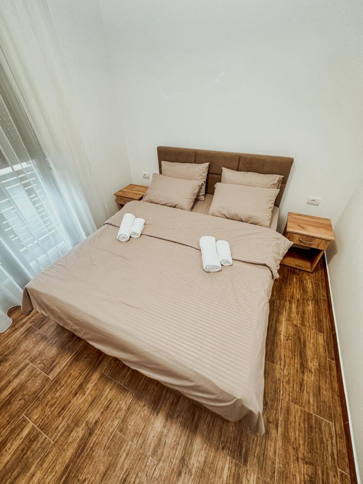 Kiko Apartmani Lux Zrenjanin Eksteriør bilde